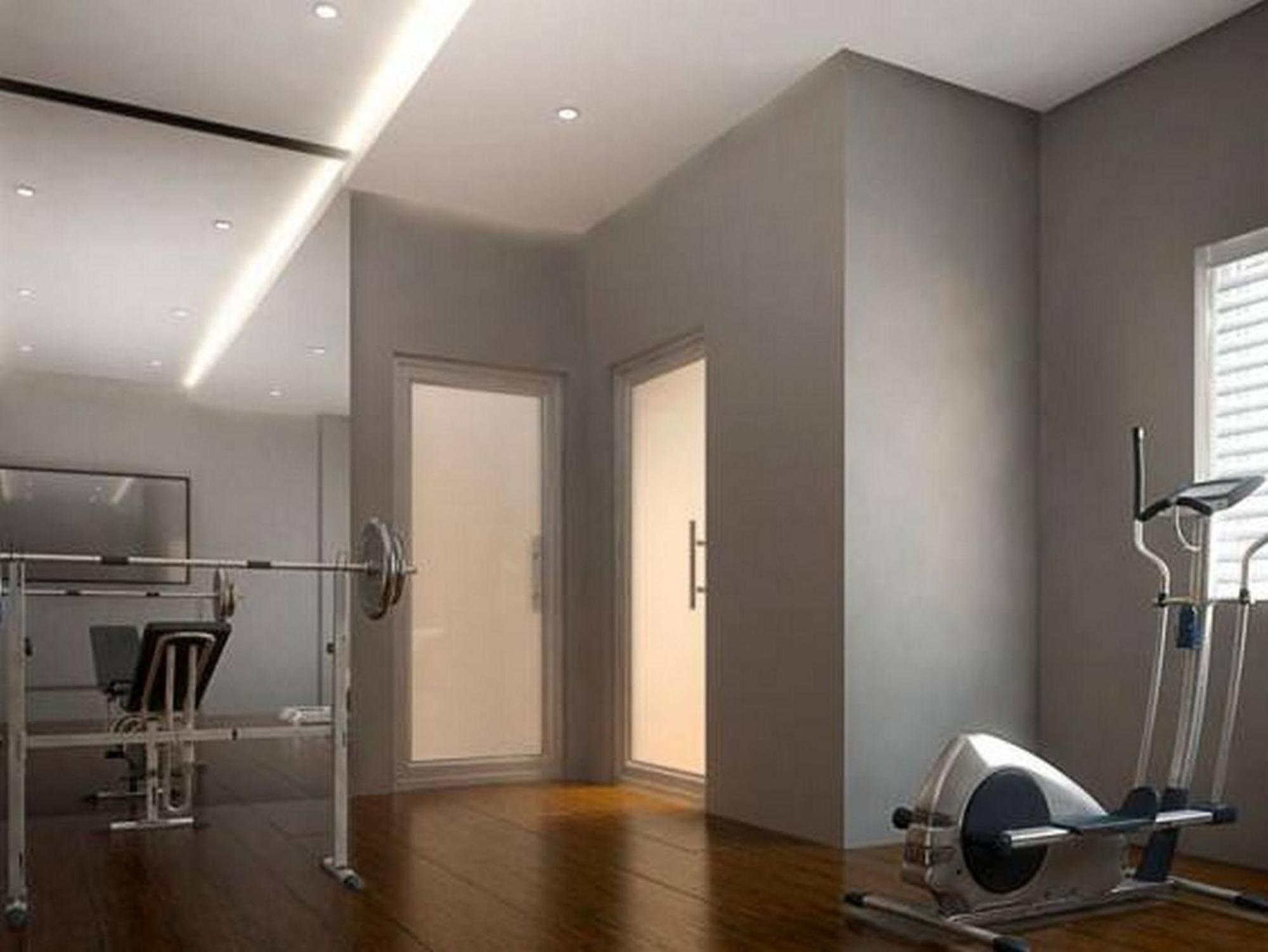 Room In Lodge - The Envoy Hotel And Suites Abuja Exteriör bild